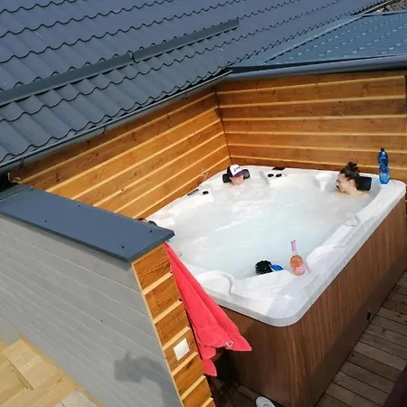 Pemikas Ii Apartman Lipótszentmiklós