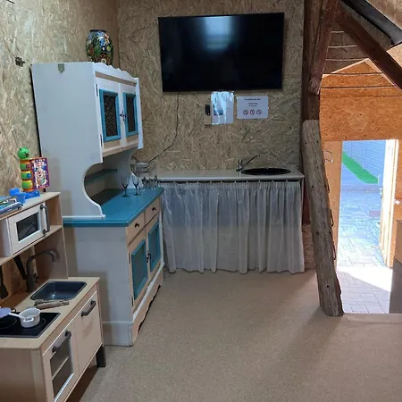 Apartment Pemikas Ii *