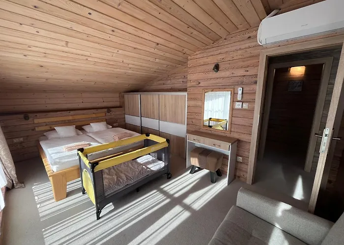 Pemikas Ii Apartmán